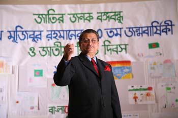 Bangladesh Tries to Raise Livelihoods, Without Sinking in Climate Deluge Bangladesh Tries to Raise Livelihoods, Without Sinking in Climate Deluge