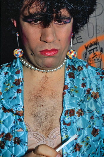 b1.connections.confrontatios.trans.story