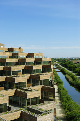 ‘HOT TO COLD’ Spans Spectrum of Innovative Design Solutions ‘HOT TO COLD’ Spans Spectrum of Innovative Design Solutions