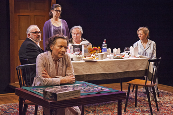 Apple Cycle’s Familial Drama Is Laden With Heavy Realism Apple Cycle’s Familial Drama Is Laden With Heavy Realism