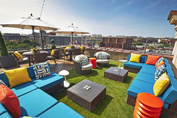 D.C. Aims High with Rise of Hotel Rooftops D.C. Aims High with Rise of Hotel Rooftops