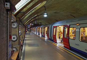 a4.london.baker.street.tube.story
