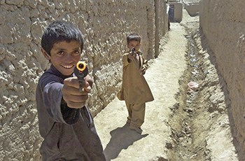 a7.small.arms.kids.story