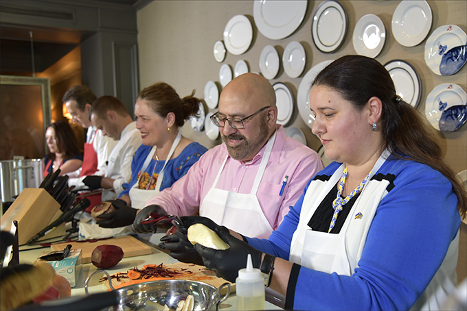 Ignoring Russian claims, Ukraine urges UNESCO status for borscht Ignoring Russian claims, Ukraine urges UNESCO status for borscht